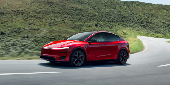 Tesla’dan Türkiye’ye Stratejik Jest, Model Y İçin Geliştirilmiş Otopilot’da Dev İndirim!